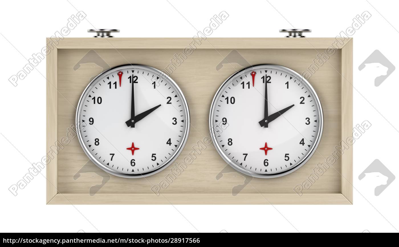 Relógio de xadrez analógico isolado em branco - Stockphoto #28917566